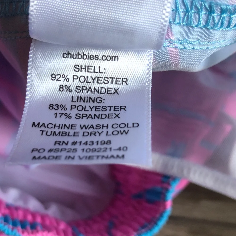 Chubbies Mens Palm Tree Print Swim Trunks Pink Blue Lined Small